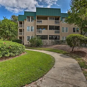 Colorful Hilton Head With And Pool Access! Hilton Head Island